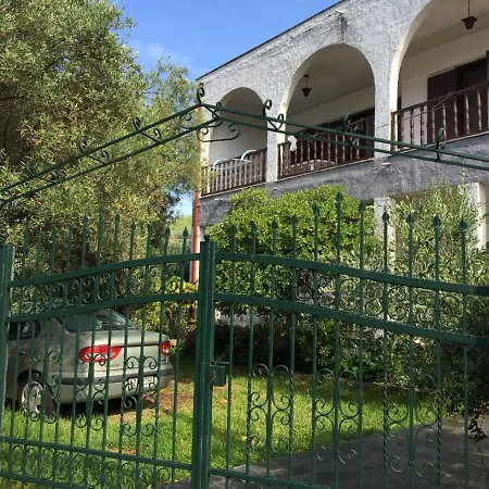 Ξενοδοχείο Velikis Τορώνη