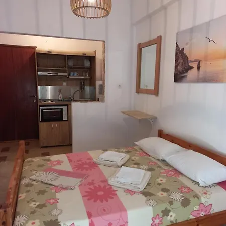 Velikis Ξενοδοχείο